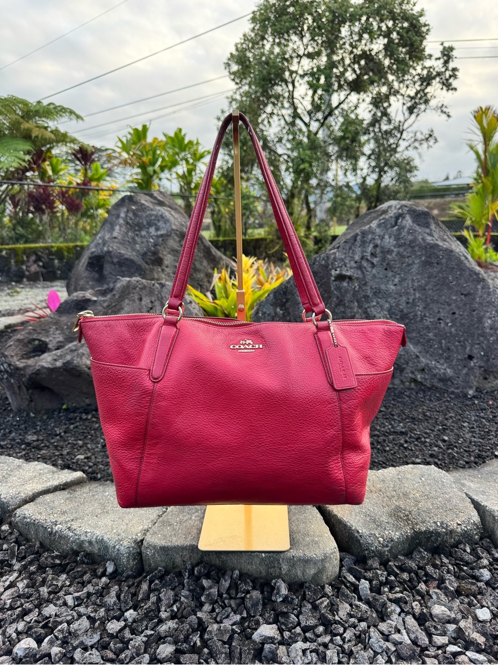 Coach Red Pebbled Leather Large Shoulder Tote Bag Gold Hardware